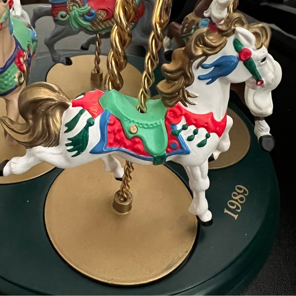 Hallmark Ornament 1989 Carousel Display Horses 1st 2nd 3rd 4th Stand Christmas - Picture 6 of 16